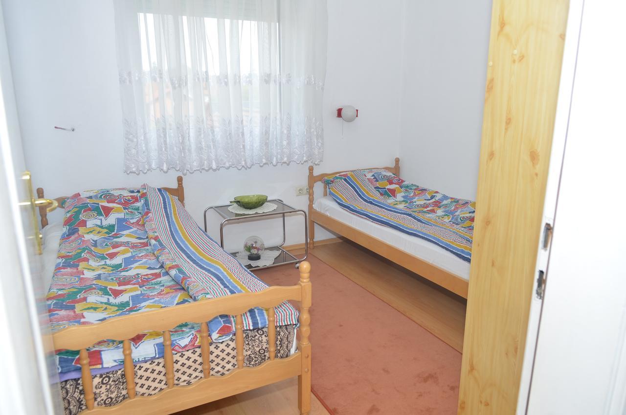 Hotel Prenociste Orhideja Odžak Exterior foto
